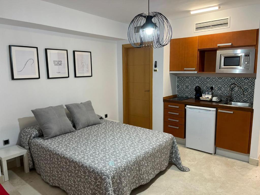 Illescas Apartamento Estepona Exteriör bild